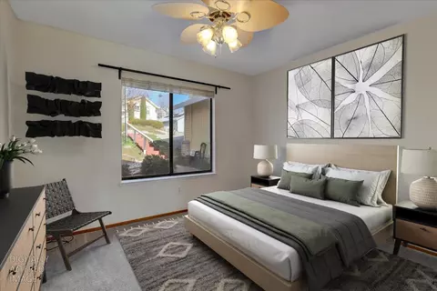 Bedroom - 111 Stanford Ct, Grass Valley, CA 95945 photo 6 of 15