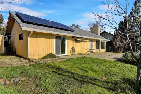 Exterior - 111 Stanford Ct, Grass Valley, CA 95945 photo 20 of 31