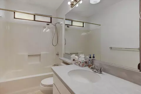 Bath - 111 Stanford Ct, Grass Valley, CA 95945 photo 1 of 4