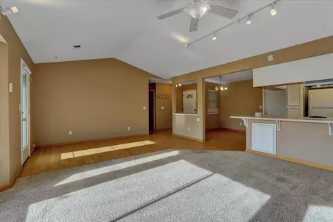 Living - 111 Stanford Ct, Grass Valley, CA 95945 photo 5 of 10