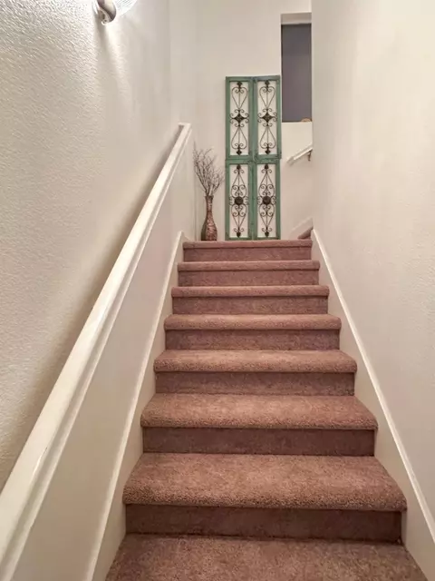 Entry Way - 1914 Remembrance Ln, Tracy, CA 95377 photo 3 of 5