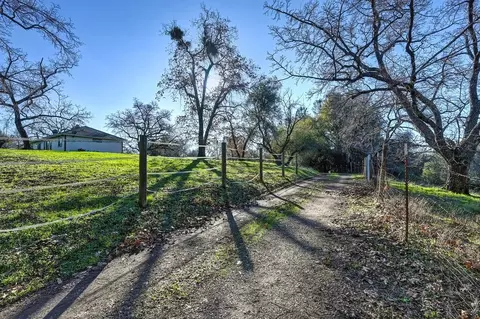 Exterior - 1800 Silverado Dr, Placerville, CA 95667 photo 8 of 12