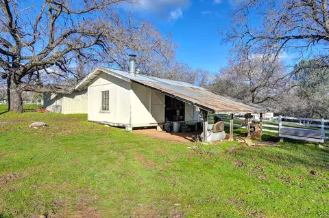 Exterior - 1800 Silverado Dr, Placerville, CA 95667 photo 4 of 12