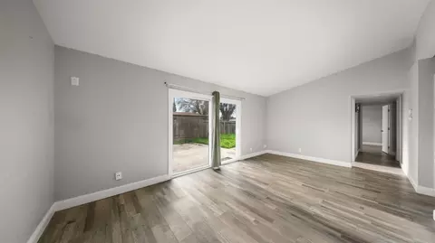 Living - 1500 Thorsen, Modesto, CA 95355 photo 5 of 5
