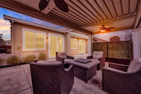 Exterior - 953 Kennedy Dr, Winters, CA 95694 photo 17 of 17