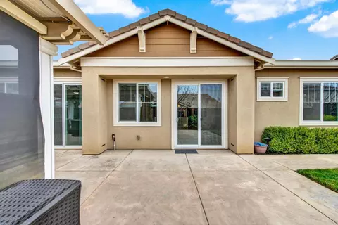 Exterior - 953 Kennedy Dr, Winters, CA 95694 photo 12 of 17