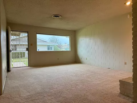 205 Floyd Ave #15, Modesto, CA 95350 photo 4