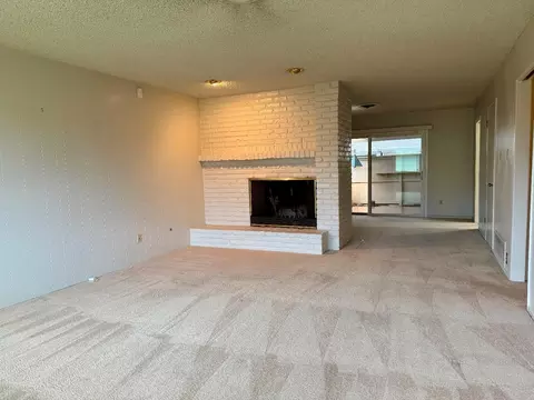 205 Floyd Ave #15, Modesto, CA 95350 photo 2