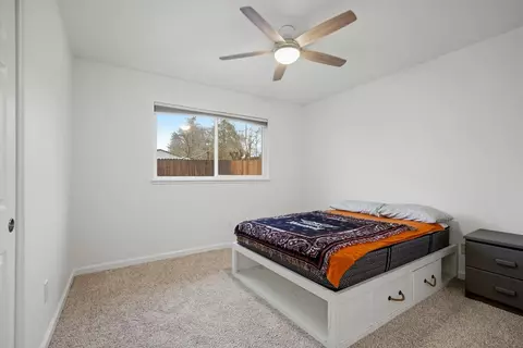 Bedroom - 5932 Angelo Dr, Loomis, CA 95650 photo 7 of 8