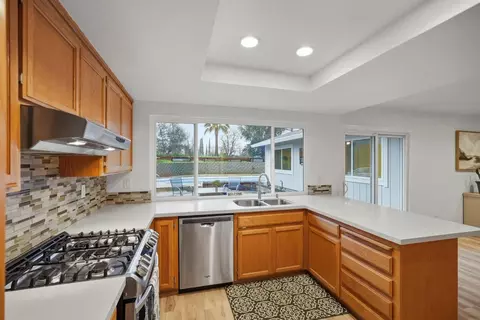 Kitchen - 5932 Angelo Dr, Loomis, CA 95650 photo 3 of 3