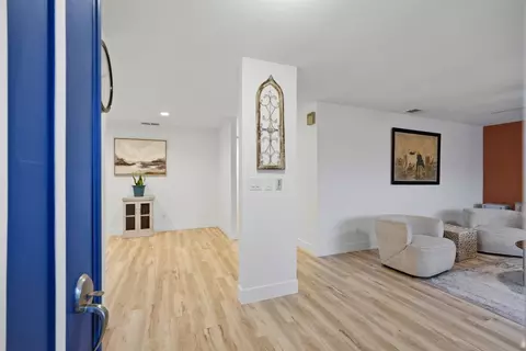Entry Way - 5932 Angelo Dr, Loomis, CA 95650 photo 3 of 4
