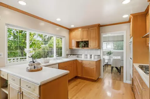 Kitchen - 11112 Wilkinson, Cupertino, CA 95014 photo 5 of 5
