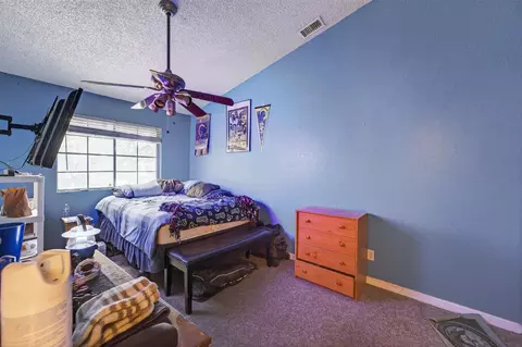 Bedroom - 7623 Roberta Ln, Antelope, CA 95843 photo 5 of 6