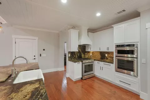 Kitchen - 1130 Vienna Dr, Lodi, CA 95242 photo 2 of 5