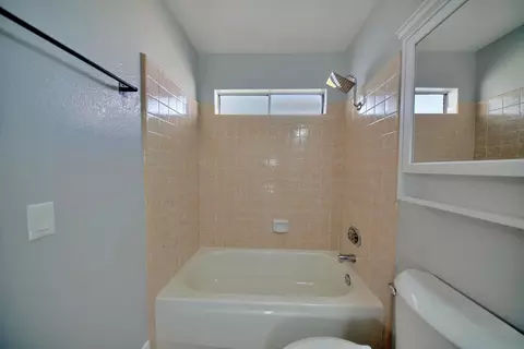 Bath - 5859 Central Ave, Newark, CA 94560 photo 5 of 15