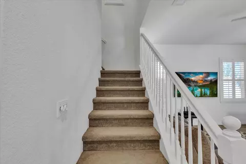 Entry Way - 2608 Greenleaf St, Manteca, CA 95337 photo 9 of 16