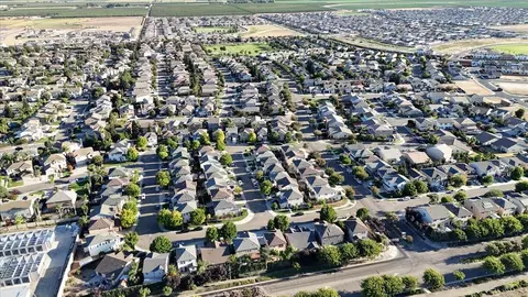 View/Area - 2608 Greenleaf St, Manteca, CA 95337 photo 5 of 13