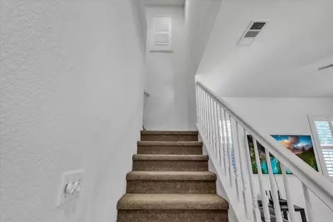 Entry Way - 2608 Greenleaf St, Manteca, CA 95337 photo 8 of 16
