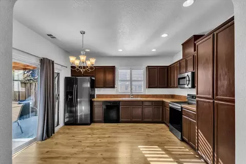 Kitchen - 2608 Greenleaf St, Manteca, CA 95337 photo 1 of 7