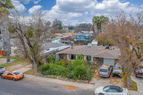 2309 Haddon Ave, Modesto, CA 95354 photo 4