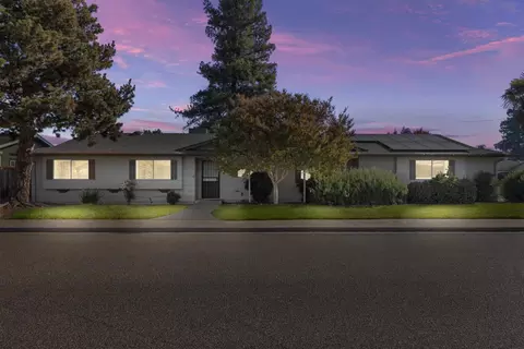 2500 Hampton Way, Turlock, CA 95382 photo 1