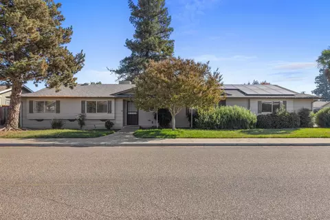 2500 Hampton Way, Turlock, CA 95382 photo 2