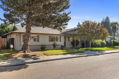 2500 Hampton Way, Turlock, CA 95382 photo 3
