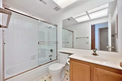 Bath - 106 Rhoades Way, Folsom, CA 95630 photo 1 of 5