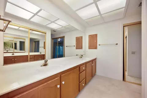 Bath - 106 Rhoades Way, Folsom, CA 95630 photo 3 of 5