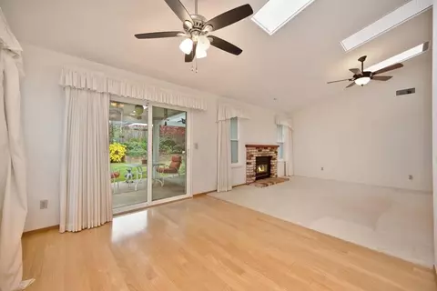 Living - 106 Rhoades Way, Folsom, CA 95630 photo 6 of 7