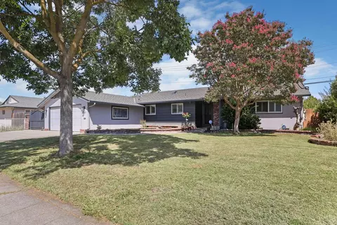 6510 N El Dorado St, Stockton, CA 95207