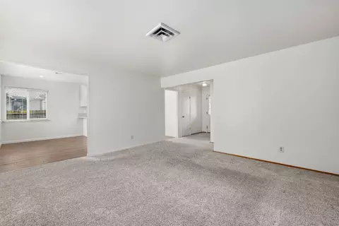 6204 Templeton Dr, Carmichael, CA 95608 photo 9