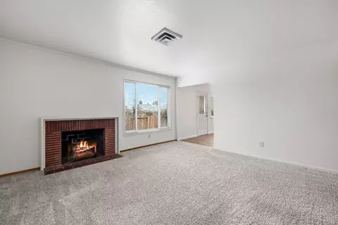 6204 Templeton Dr, Carmichael, CA 95608 photo 10