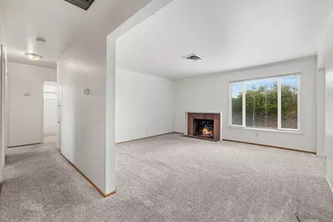 6204 Templeton Dr, Carmichael, CA 95608 photo 8