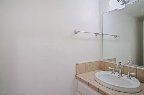 Bath - 817 E Orangeburg Ave #8, Modesto, CA 95350 photo 1 of 3