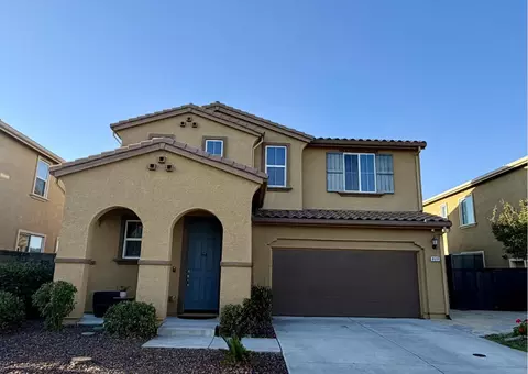 8695 Esperia Way, Sacramento, CA 95828