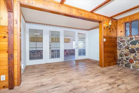 Living - 59460 Cielito Dr, Yucca Valley, CA 92284 photo 8 of 12