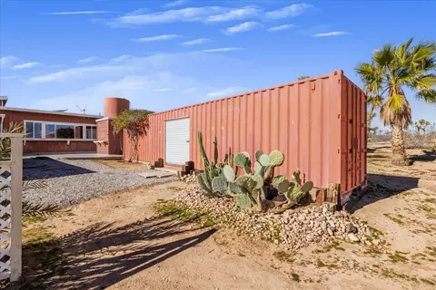 Exterior - 59460 Cielito Dr, Yucca Valley, CA 92284 photo 13 of 27