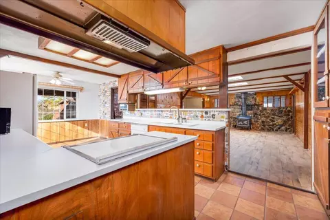 Kitchen - 59460 Cielito Dr, Yucca Valley, CA 92284 photo 1 of 6