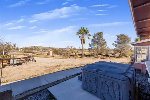 Exterior - 59460 Cielito Dr, Yucca Valley, CA 92284 photo 6 of 27
