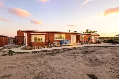 Exterior - 59460 Cielito Dr, Yucca Valley, CA 92284 photo 2 of 27
