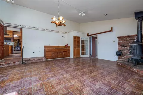 Living - 59460 Cielito Dr, Yucca Valley, CA 92284 photo 1 of 12