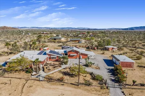 View/Area - 59460 Cielito Dr, Yucca Valley, CA 92284 photo 3 of 5