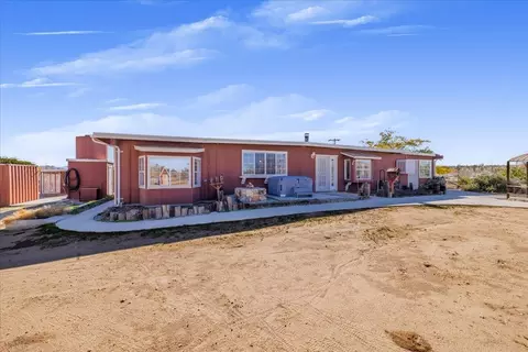 Exterior - 59460 Cielito Dr, Yucca Valley, CA 92284 photo 8 of 27