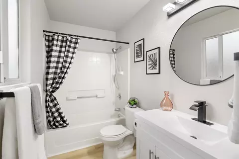 Bath - 3619 Black Eagle Dr, Antelope, CA 95843 photo 1 of 3