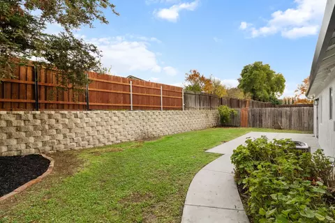 Exterior - 3619 Black Eagle Dr, Antelope, CA 95843 photo 4 of 5