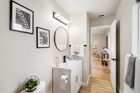 Bath - 3619 Black Eagle Dr, Antelope, CA 95843 photo 2 of 3