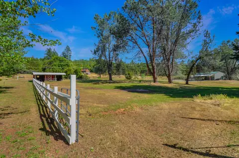 Exterior - 10376 Tabeaud Rd, Pine Grove, CA 95665 photo 21 of 25