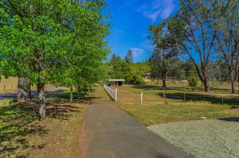 Exterior - 10376 Tabeaud Rd, Pine Grove, CA 95665 photo 20 of 25