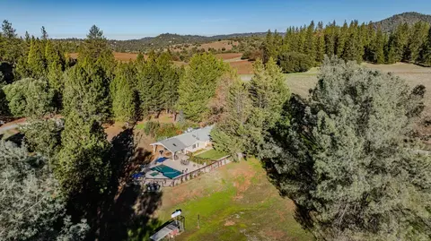 View/Area - 10376 Tabeaud Rd, Pine Grove, CA 95665 photo 1 of 2